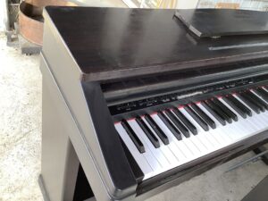 府中市上下町深江でピアノの回収から処分までさせて頂きました。