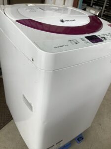 竹原市小梨町で洗濯機の引き取りから処分までさせて頂きました。