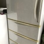 竹原市東野町で冷蔵庫の回収から処分までさせて頂きました。