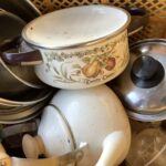 福山市山手町で食器の引き取りから処分までさせて頂きました。