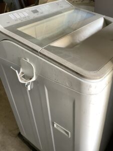 竹原市高崎町で洗濯機の引き取りから処分までさせて頂きました。