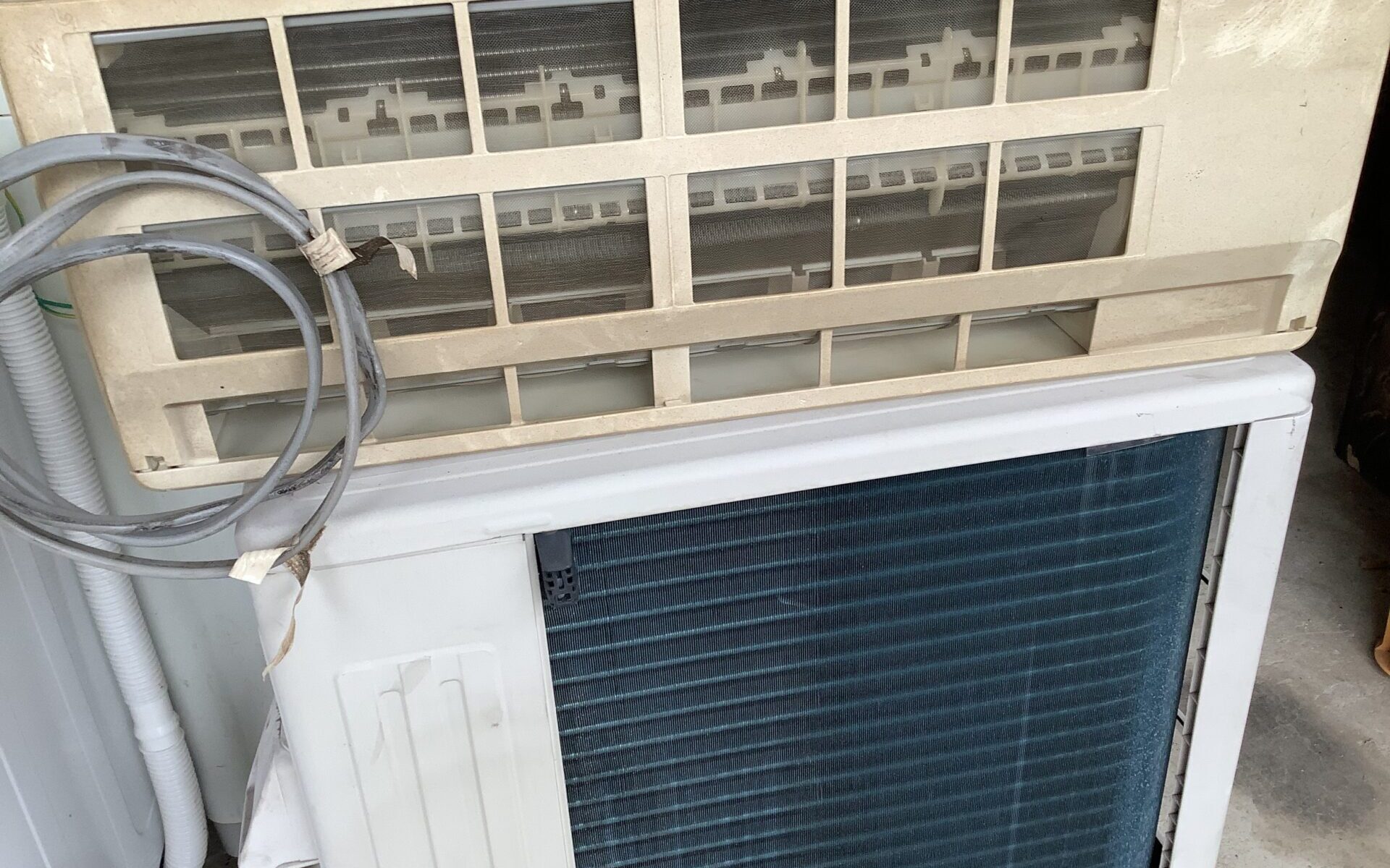 広島県府中市で取り外し回収から処分までしたエアコン