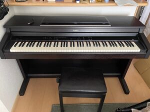 神石高原町安田でピアノの引き取りから処分までさせて頂きました。