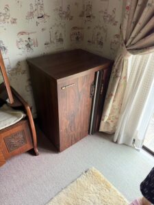 三原市和田沖町でベッドの回収と同時に不用品回収もさせて頂きました。