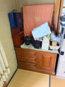 庄原市川手町で鏡台の引き取りから処分までさせて頂きました。