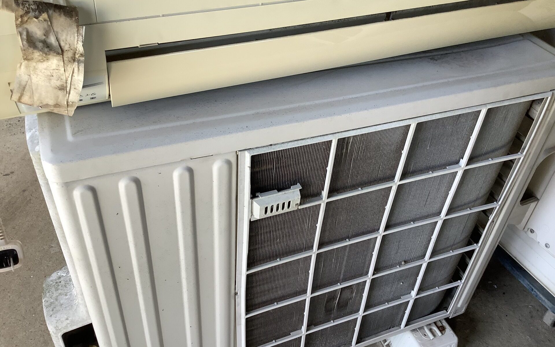 広島県三原市で取り外し回収から処分までしたエアコン