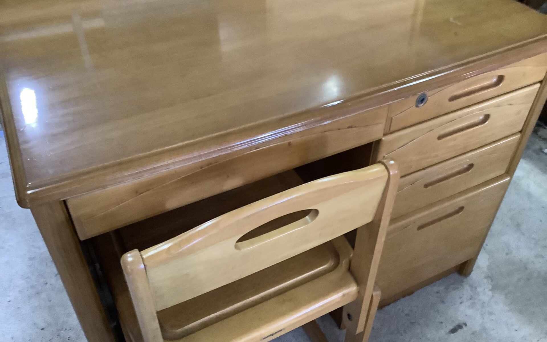 広島県府中市で引き取り回収から処分までした家具