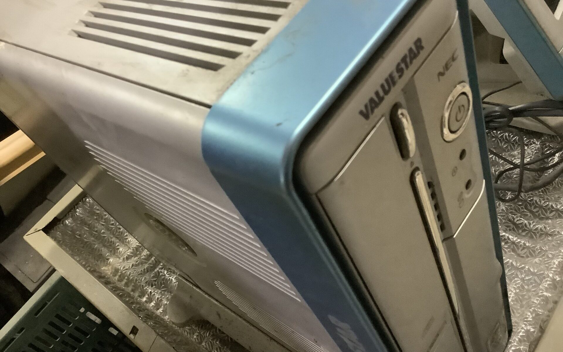 広島県府中市で引き取り回収から処分までしたパソコン本体