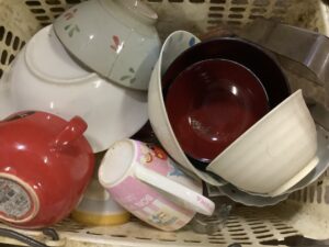 世羅郡世羅町で引き取り回収から処分までした食器