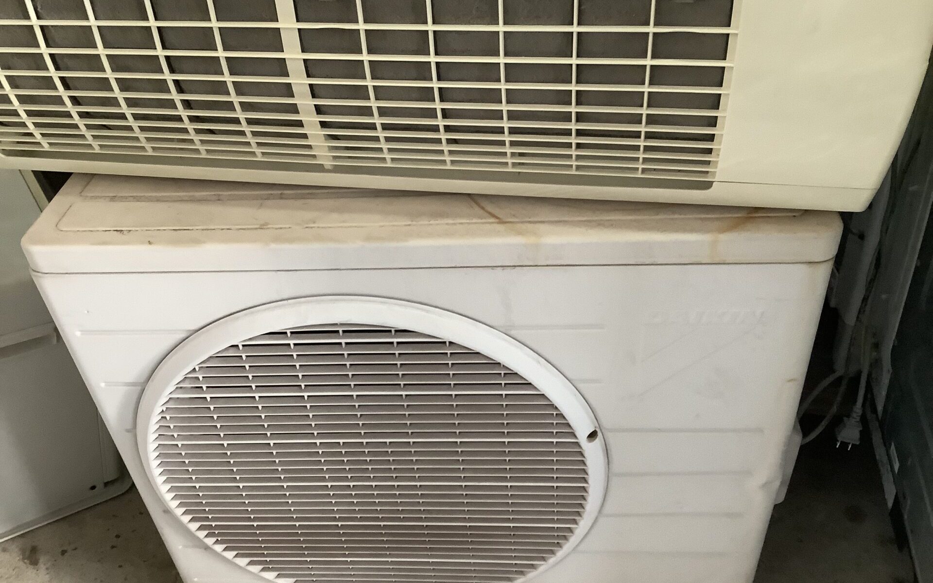 広島県尾道市で取り外し回収から処分までしたエアコン