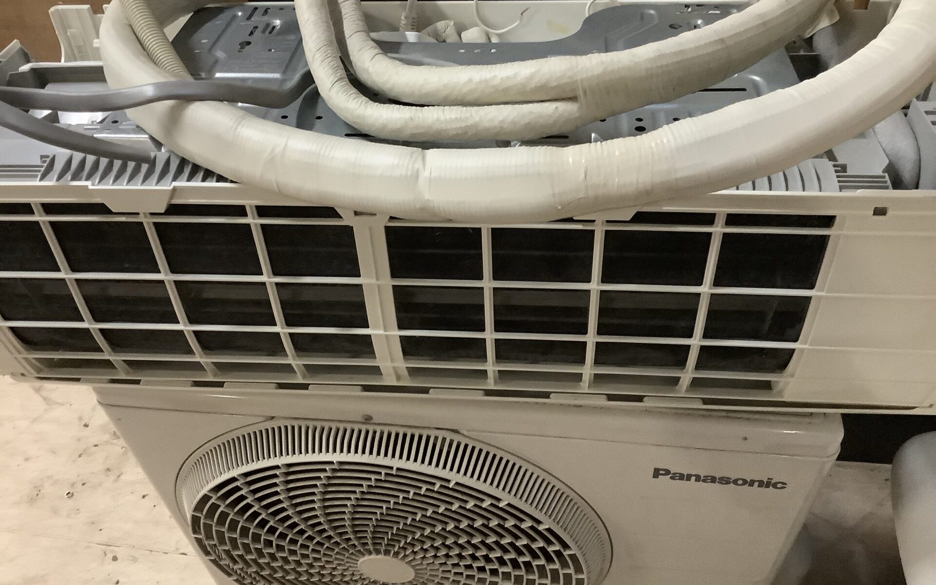 広島県三原市で取り外し回収から処分までしたエアコン