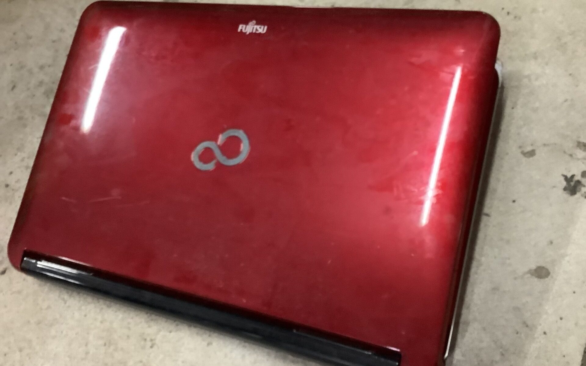 広島県三次市で引き取り回収から処分までしたノートパソコン