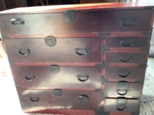 福山市新市町で引き取り回収から処分までしたタンス