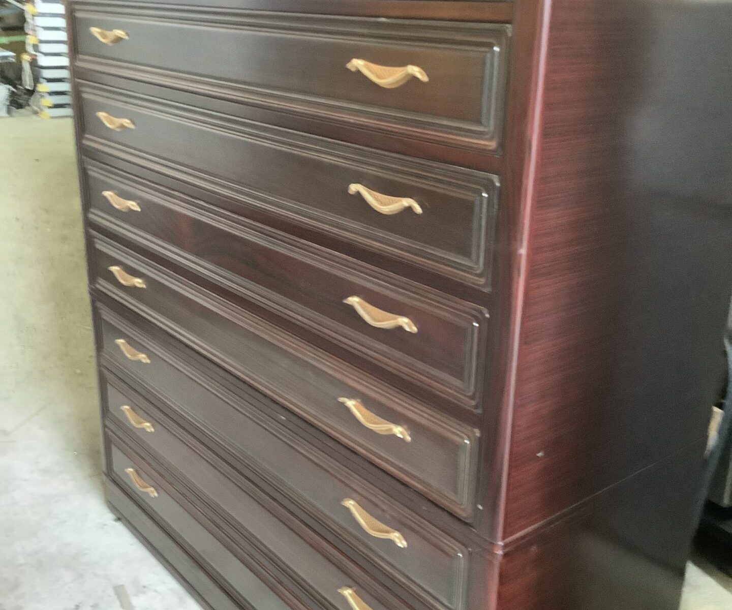 広島県府中市で引き取り回収から処分までしたタンス