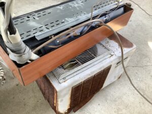 広島県府中市で取り外し回収から処分までしたエアコン