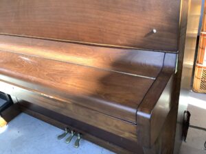 福山市紅葉町で引き取り回収から処分までしたピアノ
