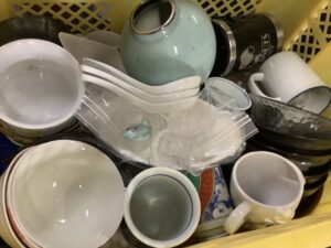 世羅郡世羅町で引き取り回収から処分までした食器