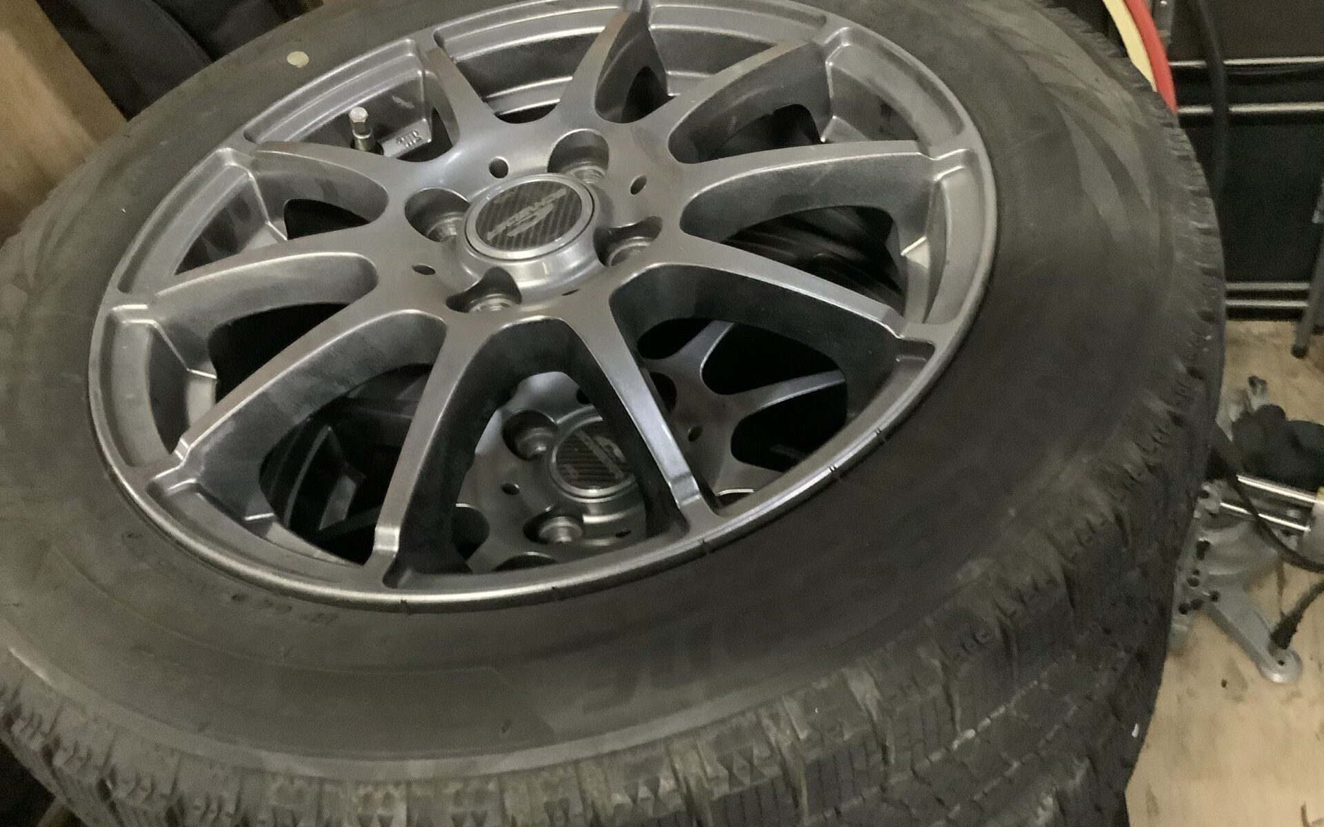 福山市手城町で引き取り回収から処分までしたアルミタイヤ