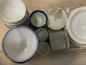 福山市引野町で引き取り回収から処分までした食器