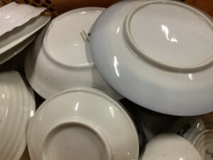 広島県三原市で引き取り回収から処分までした食器